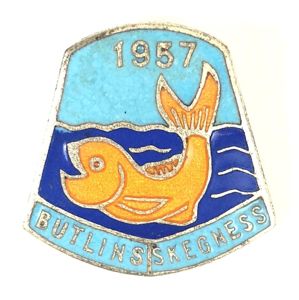 Butlins 1957 Skegness holiday camp fish badge