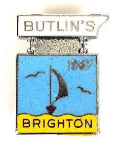 Butlins 1967 Brighton holiday camp sailing yacht badge