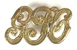 General Post Office GPO script cypher messenger boy collar badge