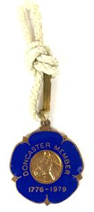1979 Doncaster Racecourse horse racing club members badge