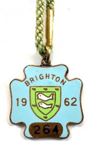 Brighton 1962 horse racing club badge