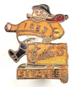 Butlins 1953 Skegness holiday camp jolly fisherman suitcase badge