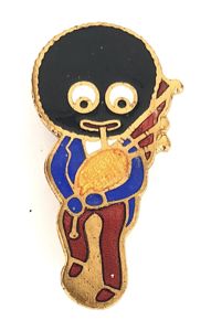 Robertsons Golly bagpiper white waistcoat advertising badge Fattorini & Sons