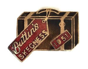 Butlins 1951 Skegness holiday camp suitcase badge