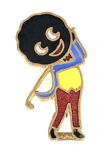 Robertsons 1970s Golly golfer advertising badge R.E.V.Gomm