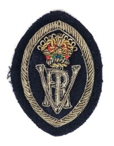 Queens Institute of District Nursing silver bullion felt cloth hat …