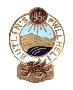 Butlins 1952 Pwllheli Holiday Camp Welsh Mountain Badge Wales