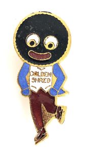 Robertsons Golly skater white waistcoat advertising badge FS in circle