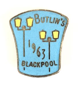 Butlins 1963 Blackpool holiday camp illuminations badge