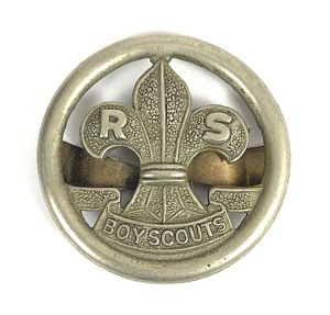 Rover Scouts green beret hat badge