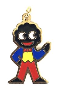 Robertsons Golly Standard 1980's acrylic pendant badge