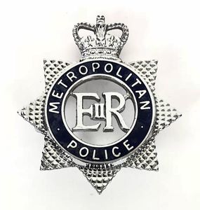 Metropolitan Police Officer EIIR cap badge