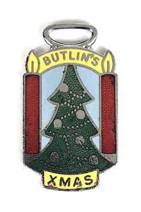 Butlins Xmas festive Christmas tree and candle fob badge