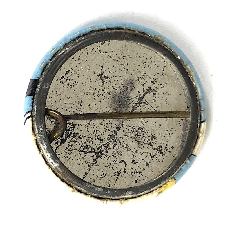 1962 Pontins Middleton Tower Holiday Camp Club tin button badge — image 2