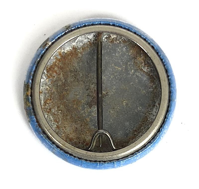 Robertson's Golly With Jar advertising blue celluloid tin button badge — image 2