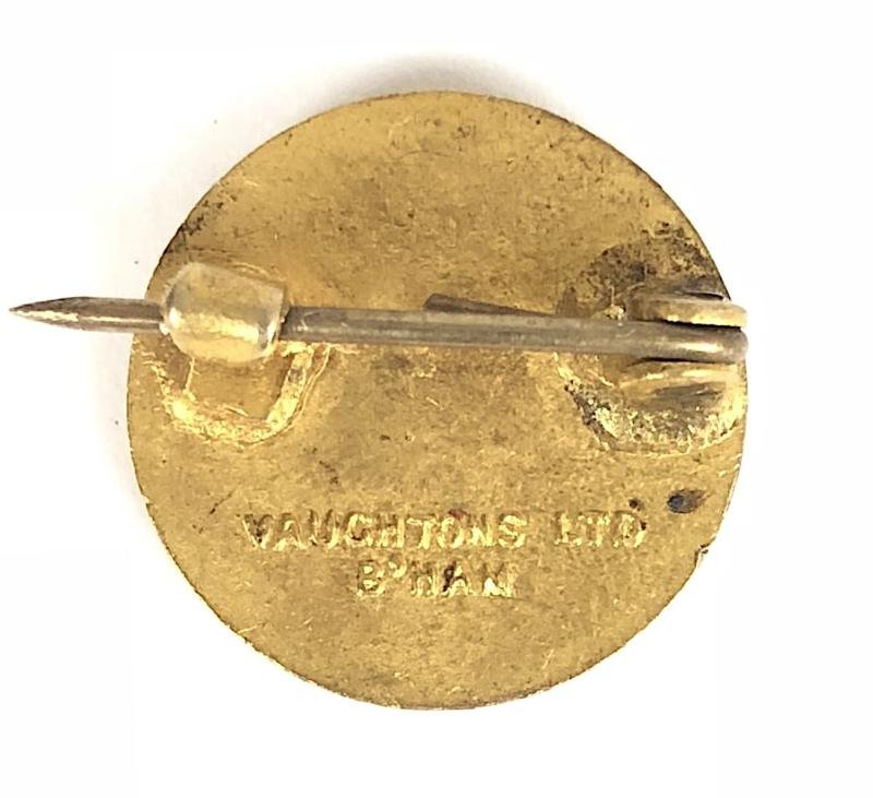 National Union of Dyers Bleachers & Textile Workers NUDBTW trade union badge — image 2