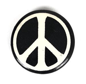 Campaign for Nuclear Disarmament Ban The Bomb CND activists badge