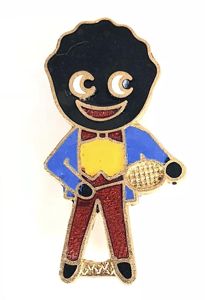 Robertsons 1970s Golly tennis player advertising badge
