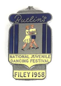 Butlins 1958 Filey holiday camp national juvenile dancing festival badge