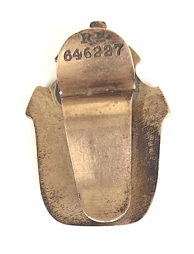 1915 Brownlee & Co Ltd Scottish timber merchants on war service badge — image 2