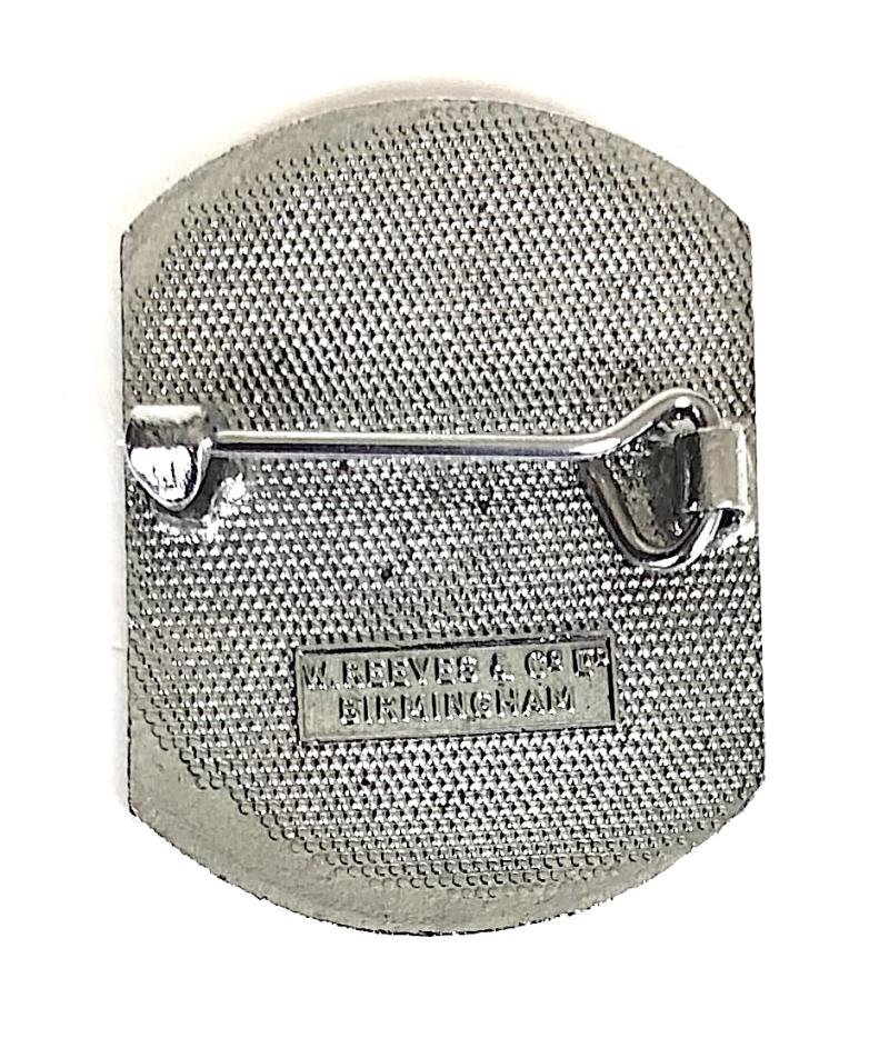 Butlin's Gardener's Gossip Club pin badge — image 2