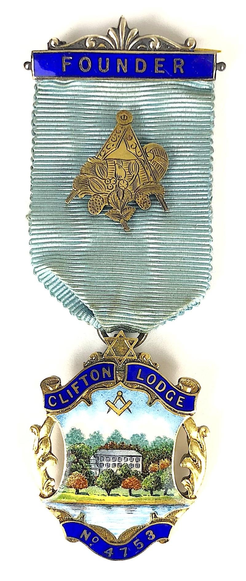 Masonic No 4753 Clifton Lodge 1925 Silver Founder Jewel & Case — image 2