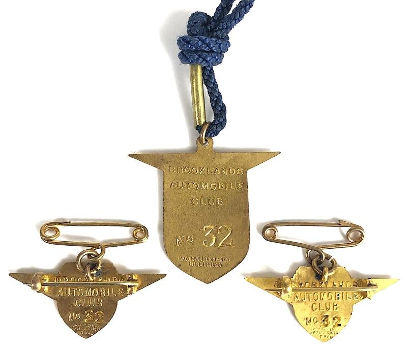 Brooklands Automobile Racing Club BARC 1938 set of badges low isue No 32 — image 2