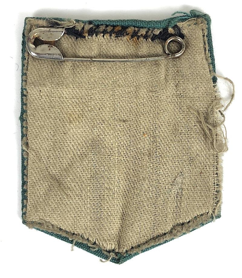 WW1 Womens Land Army Good Service ribbon award cloth badge — image 2