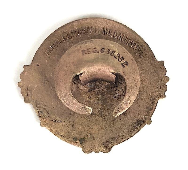 WW1 Antrum Allen Reading Harness Maker 1915 On War Service Badge — image 2