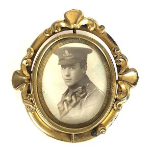 WW1 Royal Artillery Portrait carved love birds swivel memento brooch