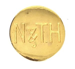 Newmarket and Thurlow Hunt button style pin badge