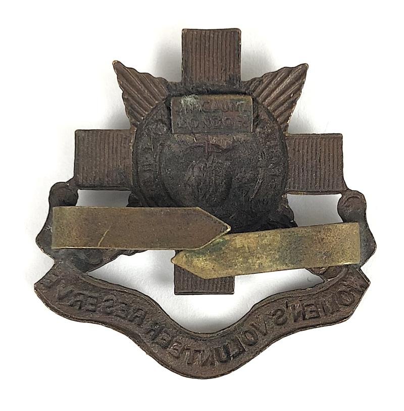 WW1 Women's Volunteer Reserve bronze cap badge by J.R.Gaunt — image 2
