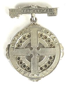 Dundee Royal Infirmary 1955 HM Silver nurses hospital named badge …