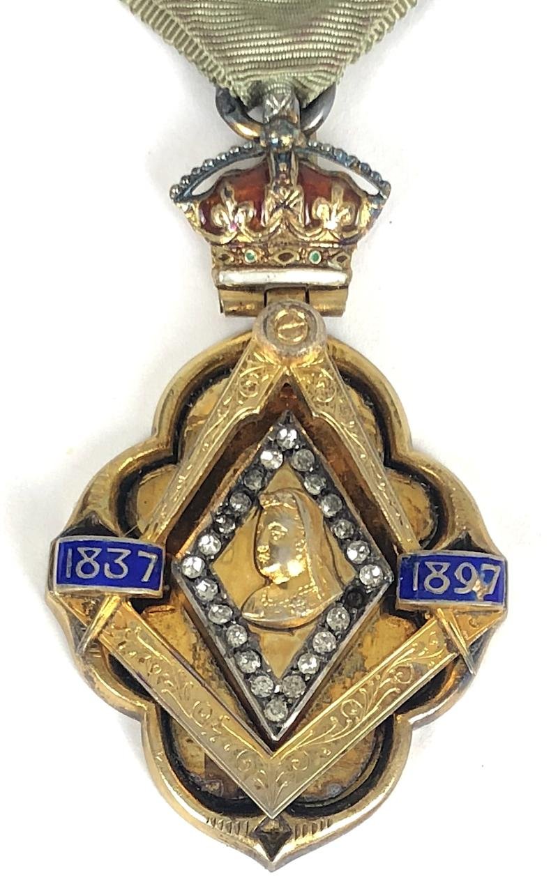 1897 Queen Victoria's Diamond Jubilee Masonic Hm Silver Jewel & Case — image 3