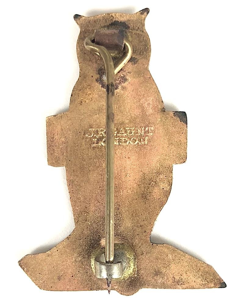 Crawford's Biscuits Wise Owl Advertising Badge — image 2