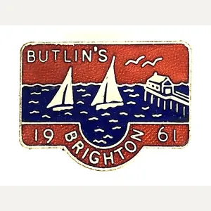 Butlins 1961 Brighton holiday camp yacht and pier badge
