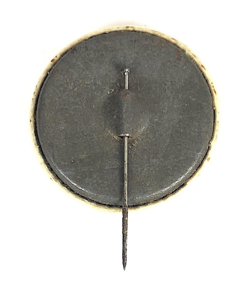 WW2 Winston Churchills V for Victory morse code musical notes badge — image 2