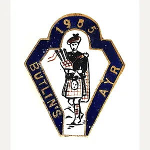 Butlins 1955 Ayr Holiday Camp Scottish bagpiper badge