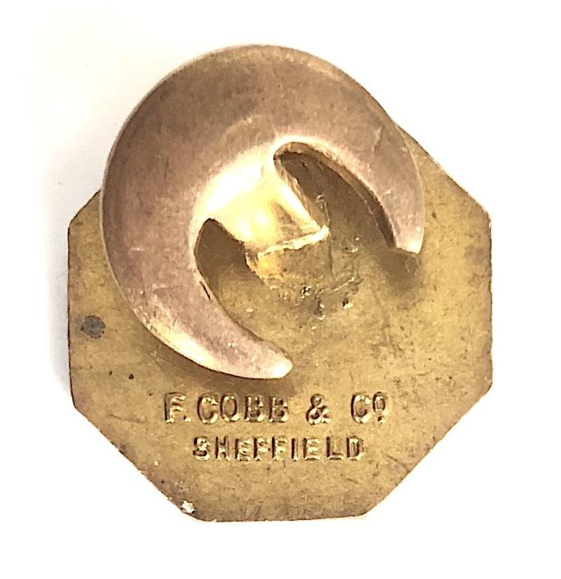 National Union of Agricultural Workers trade union badge — image 2