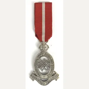 Territorial Army Nursing Service TANS 1931 silver tippet badge