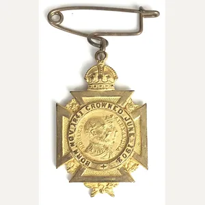 King Edward VII & Alexandra 1902 commemorative badge for Denton …