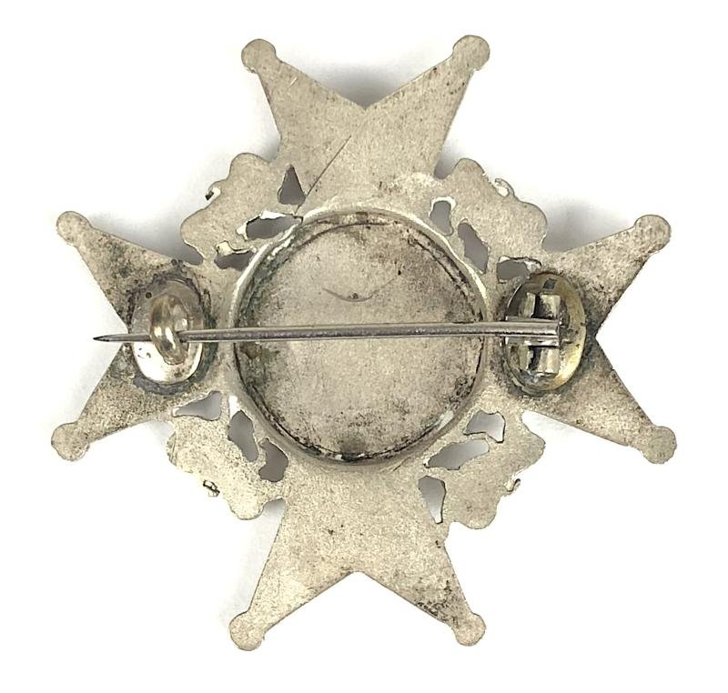 8th Bn (Leeds Rifles) West Yorkshire Regiment Officer's cap badge brooch pinned — image 2