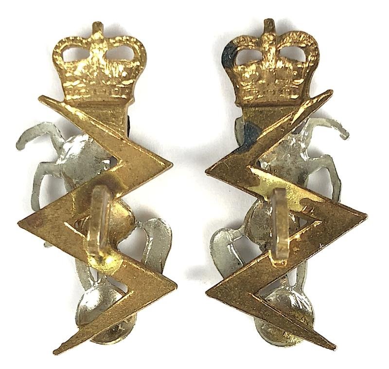 Royal Electrical & Mechanical Engineers REME pair of collar badges — image 2