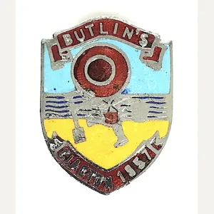 Butlins 1957 Clacton holiday camp badge