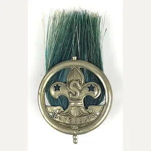 Senior Scout Officer Scoutmaster hat badge with green bristle plume