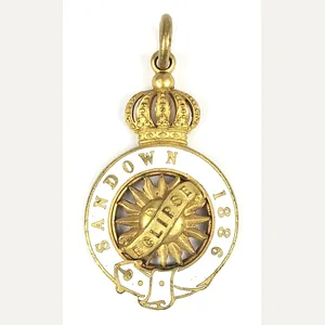 1886 Sandown Park gentlemans horse racing club badge