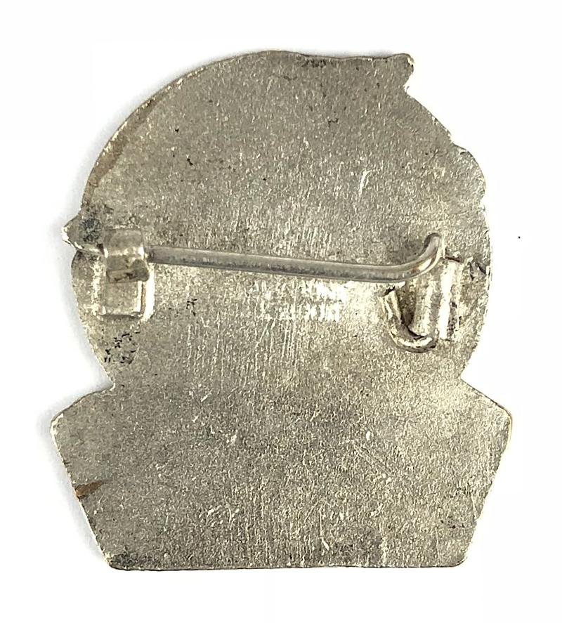 Butlins Car Club enamel pin badge by J.R.Gaunt — image 2