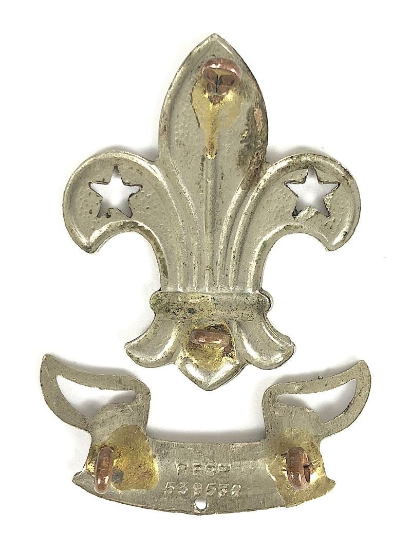 Boy Scouts 1st pattern patrol leader hat badge REGd 539538 — image 2