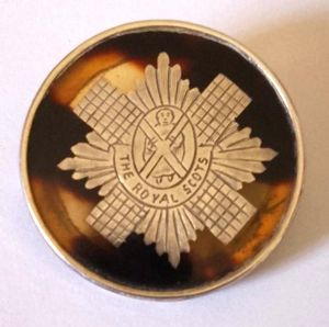 WW1 Royal Scots Sweetheart Badge