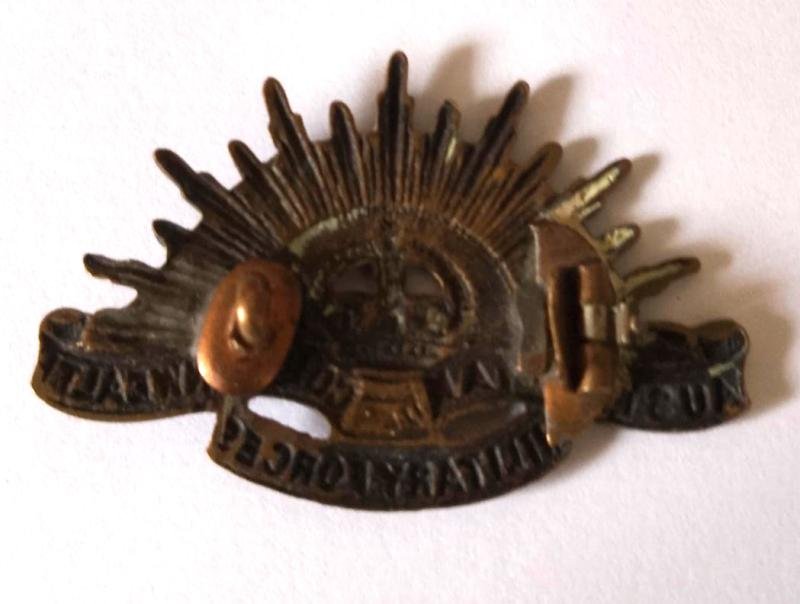 WW2 Period Australian Army Collar Badge — image 2